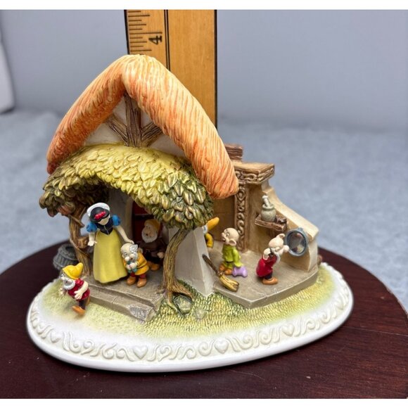 Snow White & Dwarfs Cottage Figurine Olszewski 2006 - Picture 8 of 12